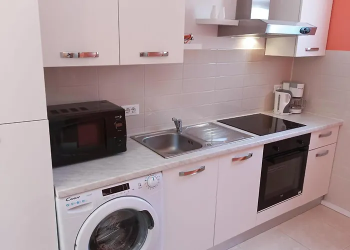 Cozy In With Wifi Lägenhet *